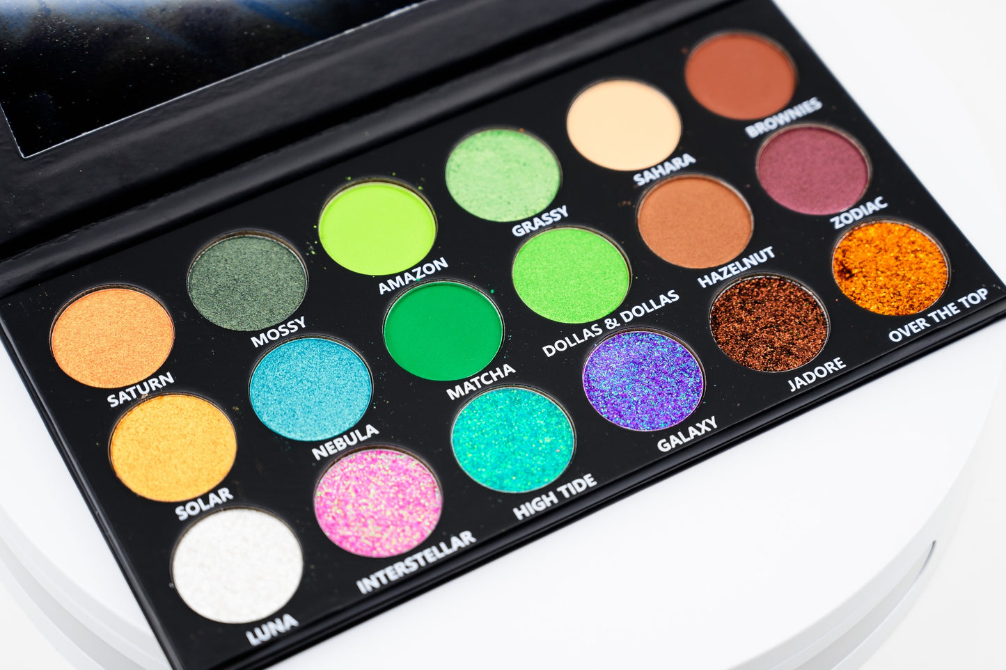 J’adore Collection Earth Moon and Stars Eye Palette