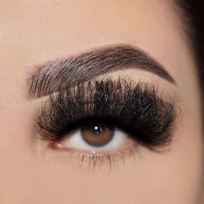 Magic is the lash style seen in this picture. it has a thick amount of lashes and  a nice, D-Curl style that makes it stand out.