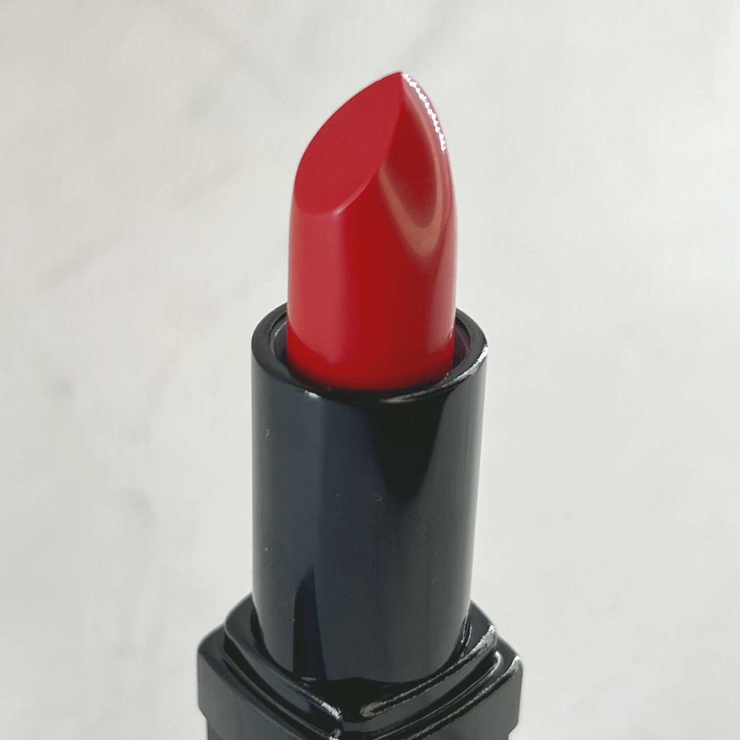 Stay Bold Ultra Rich Lipstick- "Glamour Puss"